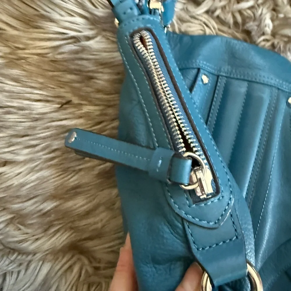 Like NEW - B. Makowsky Classic leather Bag - Reg $300 - Picture 8 of 15